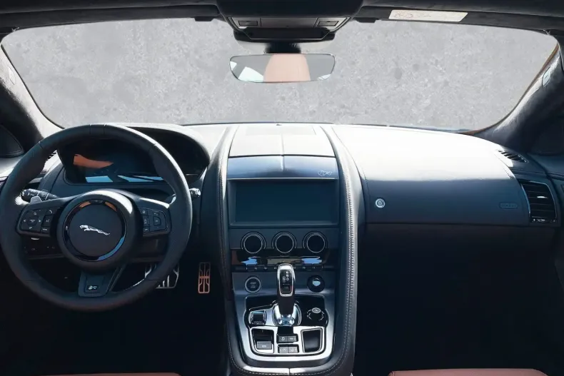 Jaguar F-Type din 2023 cu 5.500 km - oferta JAG121299 - foto 4