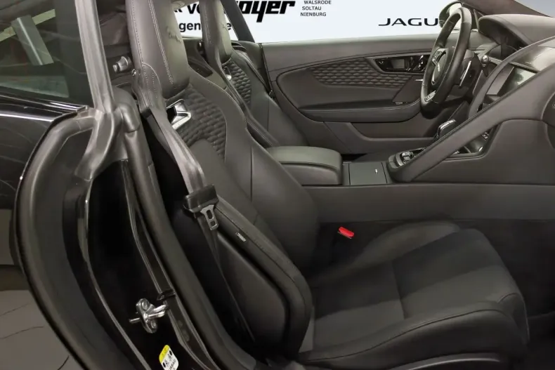 Jaguar F-Type din 2024 cu 24.700 km - oferta JAG121302 - foto 6