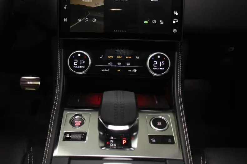 Jaguar F-Pace din 2024 cu 12.900 km - oferta JAG121306 - foto 8