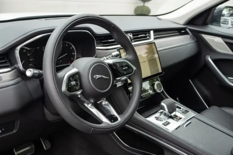 Jaguar F-Pace din 2022 cu 45.000 km - oferta JAG121309 - foto 6