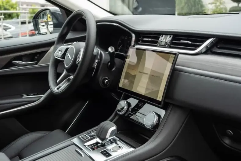 Jaguar F-Pace din 2022 cu 45.000 km - oferta JAG121309 - foto 10