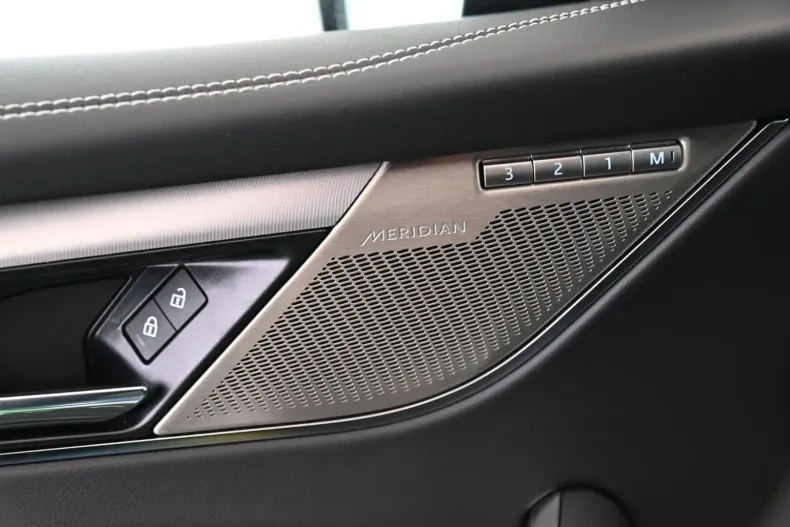 Jaguar F-Pace din 2023 cu 32.135 km - oferta JAG121310 - foto 29