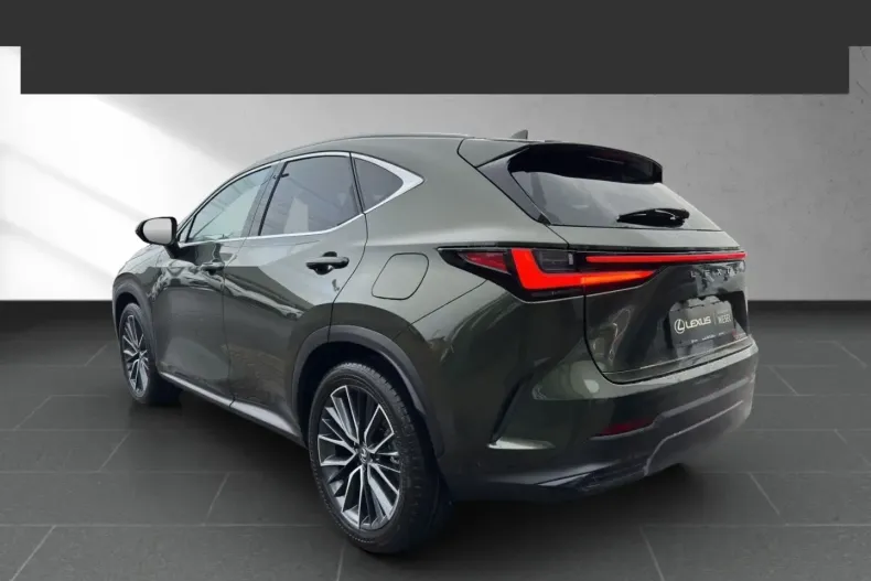 Lexus NX 350h din 2025 cu 10 km - oferta LEX121315 - foto 3