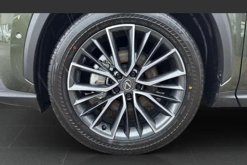 Lexus NX 350h din 2025 cu 10 km - oferta LEX121315 - foto 9