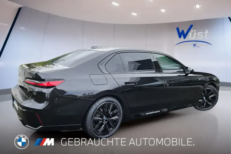 BMW 740 din 2024 cu 1.100 km - oferta BMW121319 - foto 2