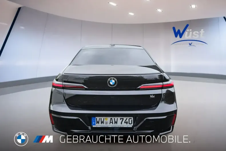 BMW 740 din 2024 cu 1.100 km - oferta BMW121319 - foto 3