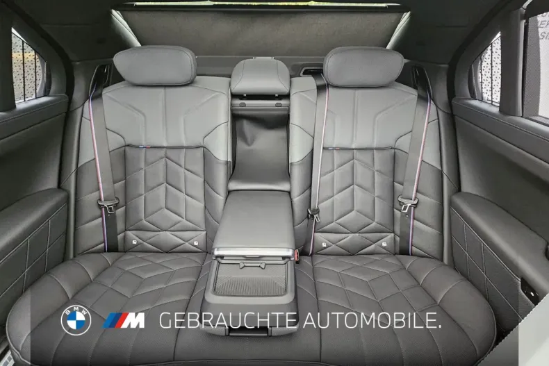 BMW 740 din 2024 cu 1.100 km - oferta BMW121319 - foto 5