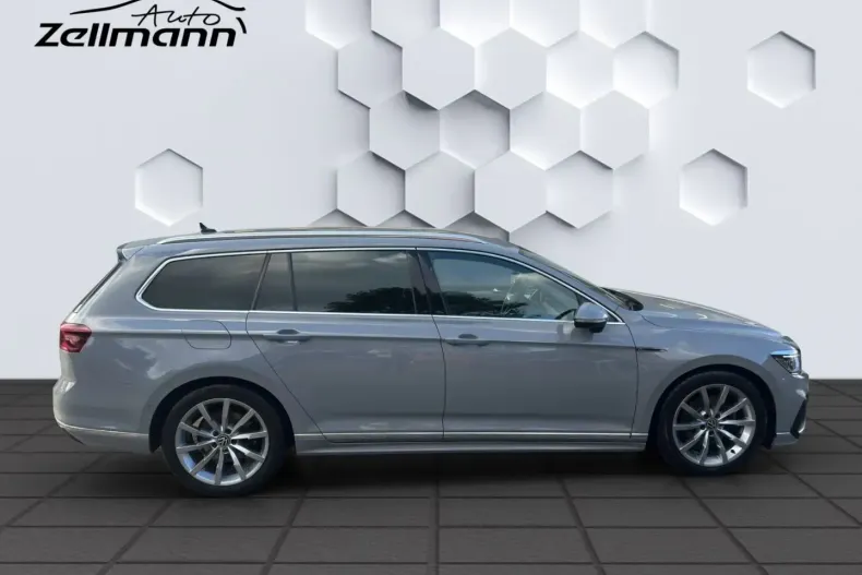 Volkswagen Passat Variant din 2023 cu 41.652 km - oferta VOL121320 - foto 6