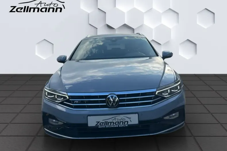 Volkswagen Passat Variant din 2023 cu 41.652 km - oferta VOL121320 - foto 7