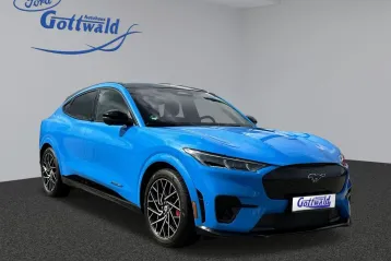 Ford Mustang Mach-E din 2022 - oferta FOR121327