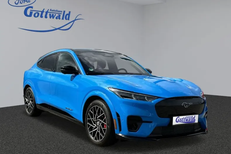 Ford Mustang Mach-E din 2022 cu 9.950 km - oferta FOR121327 - foto 1