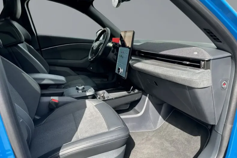 Ford Mustang Mach-E din 2022 cu 9.950 km - oferta FOR121327 - foto 11