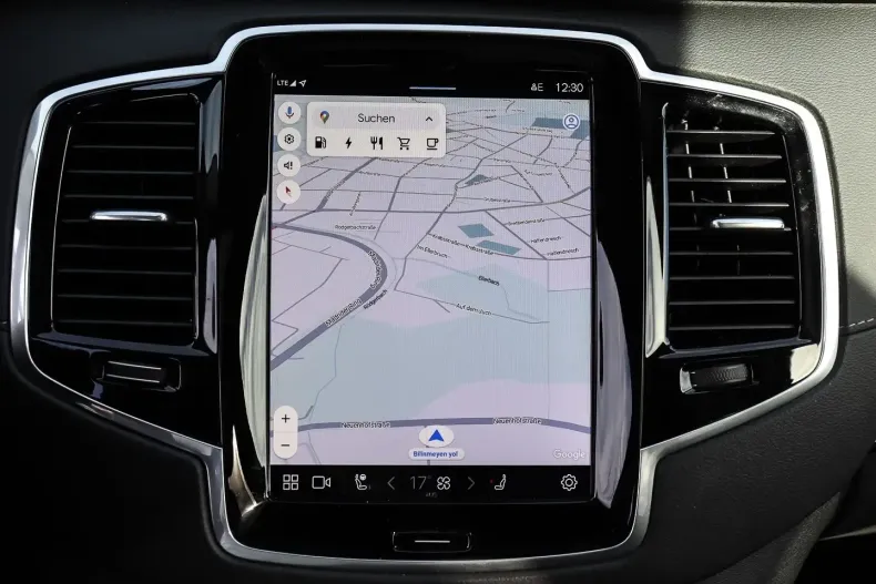 Volvo XC90 din 2024 cu 24.673 km - oferta VOL121329 - foto 8