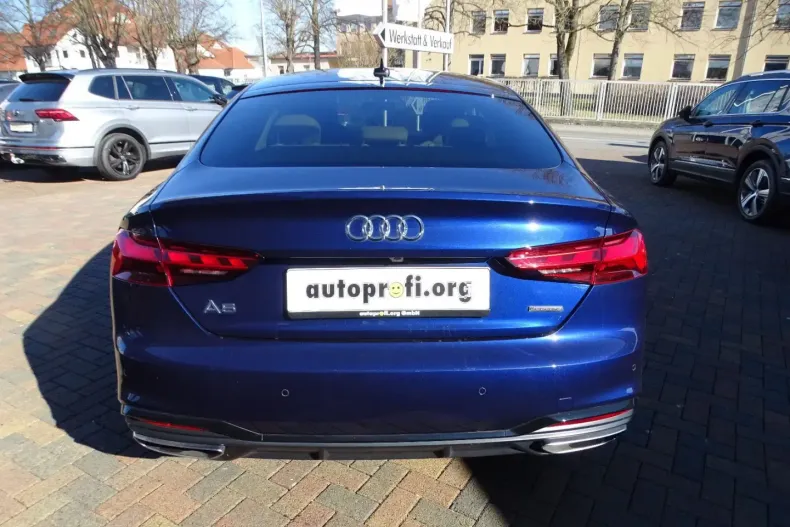 Audi A5 din 2022 cu 63.988 km - oferta AUD121331 - foto 3