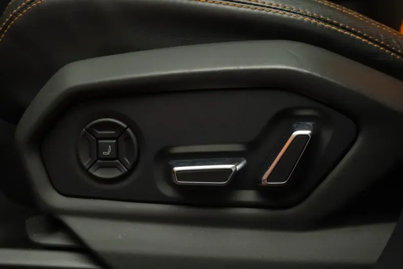 Lamborghini Urus din 2020 cu 39.576 km - oferta LAM121335 - foto 18