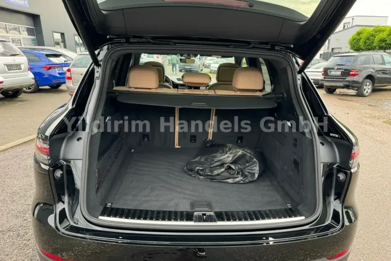 Porsche Cayenne din 2022 cu 53.000 km - oferta POR121336 - foto 6