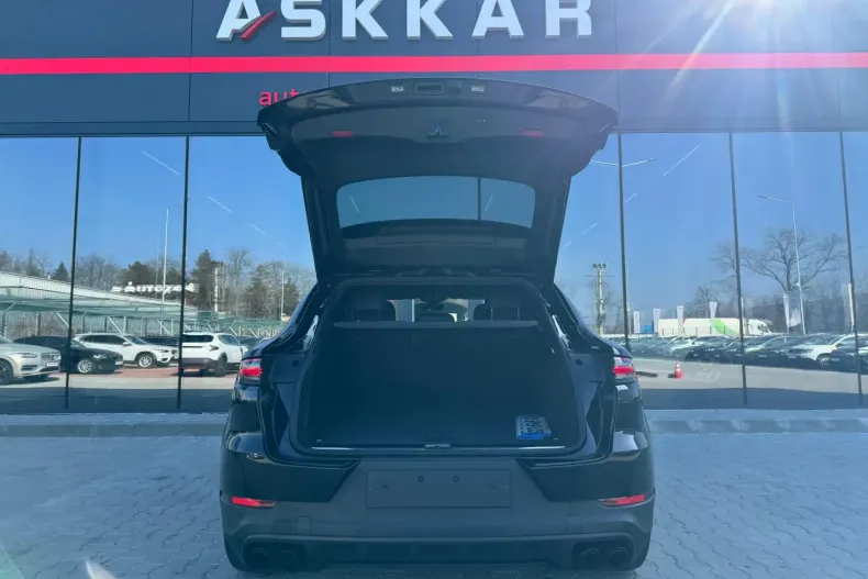 Porsche Cayenne din 2021 cu 58.920 km - oferta POR121339 - foto 7