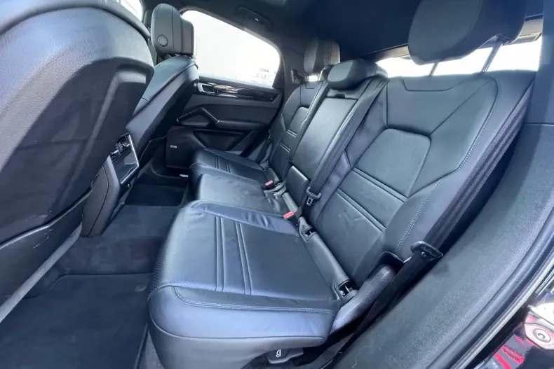 Porsche Cayenne din 2021 cu 58.920 km - oferta POR121339 - foto 12