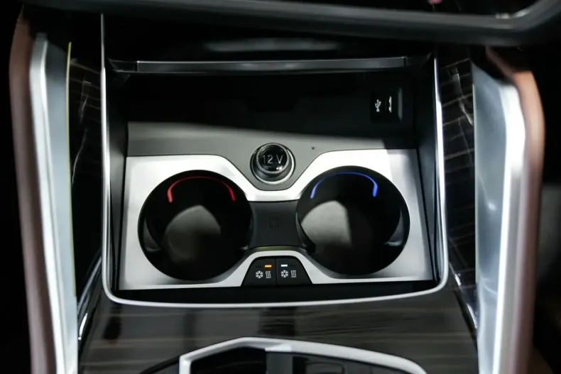 BMW X6 din 2024 cu 999 km - oferta BMW121343 - foto 14