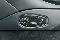 Aston Martin DBS din 2023 cu 2.090 km - oferta AST121349 - foto 36