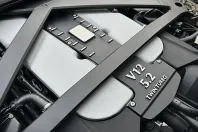 Aston Martin DBS din 2023 cu 2.090 km - oferta AST121349 - foto 37