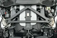 Aston Martin DBS din 2023 cu 2.090 km - oferta AST121349 - foto 38