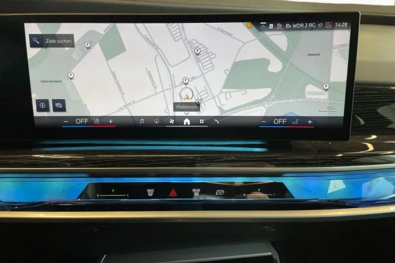 BMW 740 din 2024 cu 26.357 km - oferta BMW121350 - foto 11