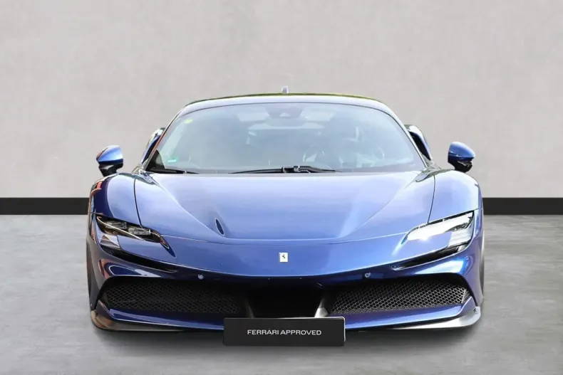 Ferrari SF90 din 2021 cu 15.500 km - oferta FER121352 - foto 3