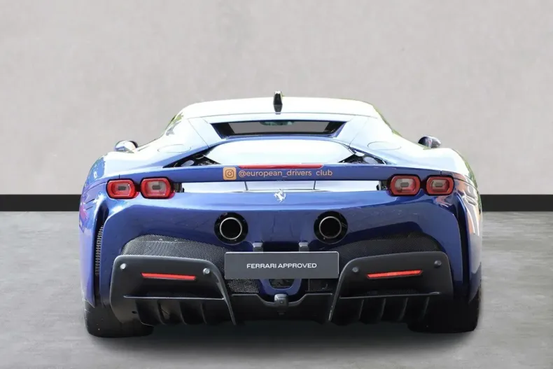 Ferrari SF90 din 2021 cu 15.500 km - oferta FER121352 - foto 9