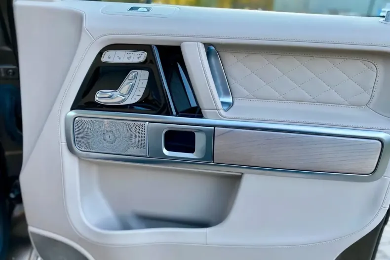 Mercedes-Benz G 63 AMG din 2024 cu 6.000 km - oferta MER121354 - foto 14