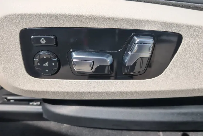 BMW X6 M60 din 2024 cu 2.346 km - oferta BMW121366 - foto 26