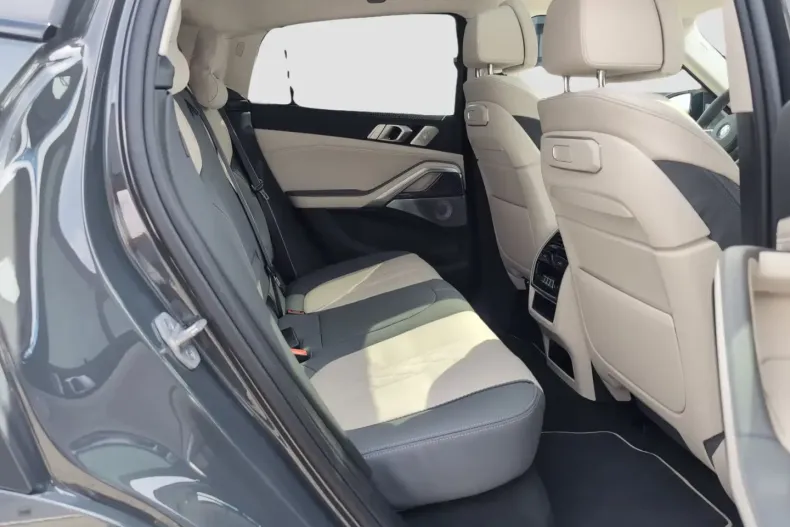 BMW X6 M60 din 2024 cu 2.346 km - oferta BMW121366 - foto 31