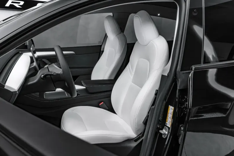 Tesla Model Y din 2024 cu 22.250 km - oferta TES121376 - foto 13