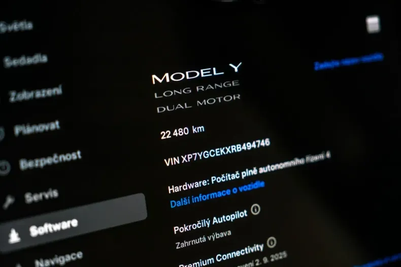 Tesla Model Y din 2024 cu 22.250 km - oferta TES121376 - foto 19