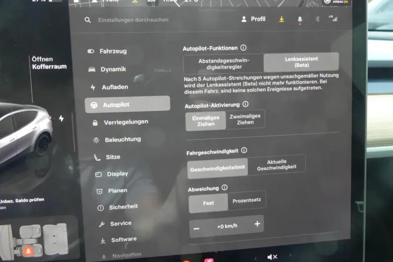 Tesla Model Y din 2024 cu 27.979 km - oferta TES121379 - foto 8
