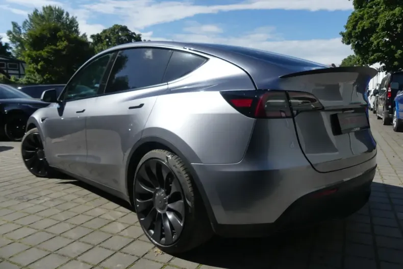Tesla Model Y din 2024 cu 27.979 km - oferta TES121379 - foto 20