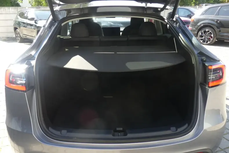 Tesla Model Y din 2024 cu 27.979 km - oferta TES121379 - foto 23