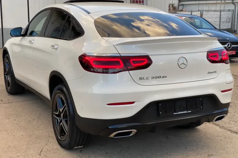 Mercedes-Benz GLC 300 din 2022 cu 33.875 km - oferta MER121384 - foto 5