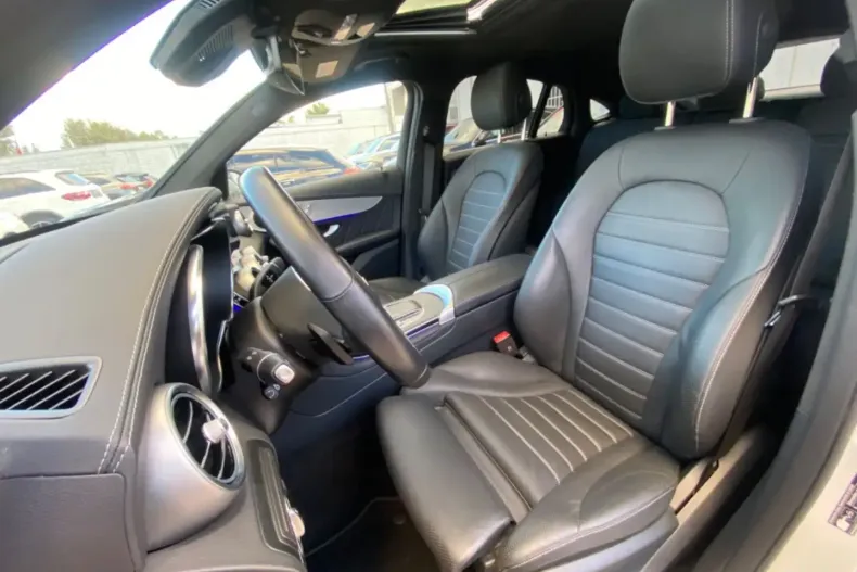 Mercedes-Benz GLC 300 din 2022 cu 33.875 km - oferta MER121384 - foto 9