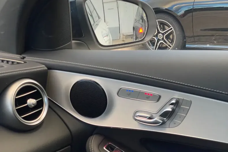 Mercedes-Benz GLC 300 din 2022 cu 33.875 km - oferta MER121384 - foto 12