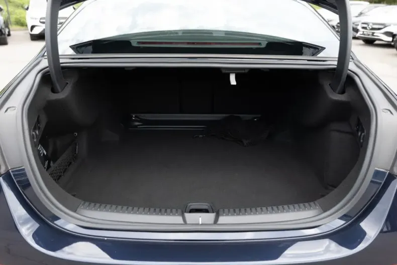 Mercedes-Benz E 450 din 2023 cu 23.670 km - oferta MER121387 - foto 7