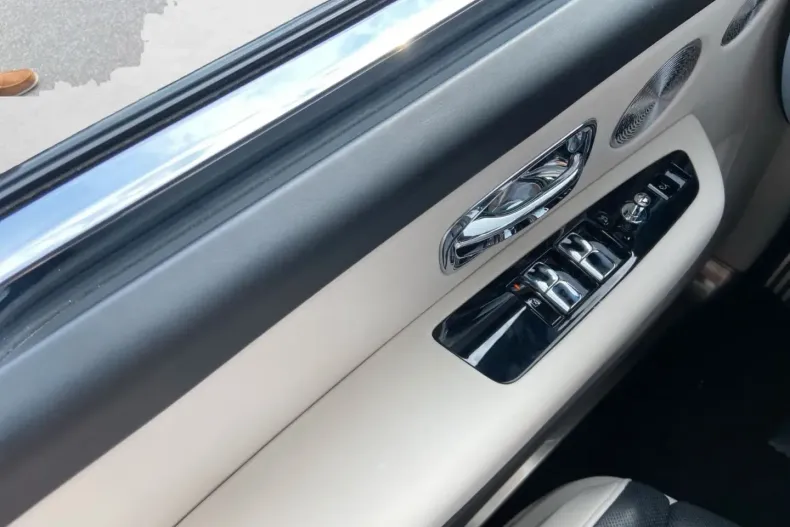 Rolls-Royce Cullinan din 2022 cu 71.000 km - oferta ROL121403 - foto 13