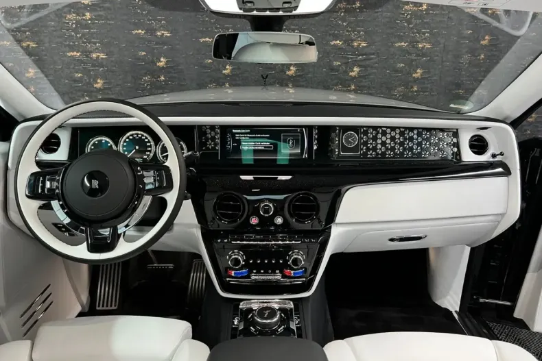 Rolls-Royce Phantom din 2024 cu 6.000 km - oferta ROL121406 - foto 8