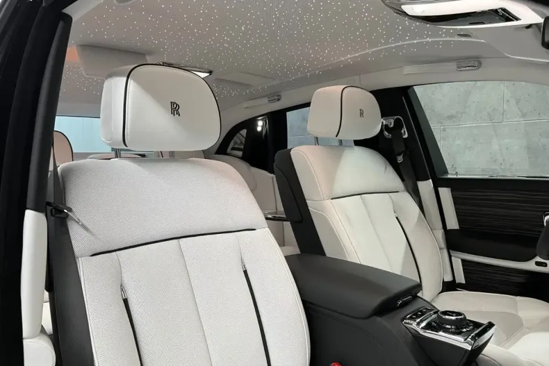 Rolls-Royce Phantom din 2024 cu 6.000 km - oferta ROL121406 - foto 14