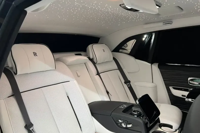 Rolls-Royce Phantom din 2024 cu 6.000 km - oferta ROL121406 - foto 15