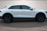 Audi Q8 din 2024 cu 9.950 km - oferta AUD121422 - foto 2