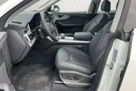 Audi Q8 din 2024 cu 9.950 km - oferta AUD121422 - foto 9