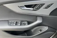 Audi Q8 din 2024 cu 9.950 km - oferta AUD121422 - foto 10