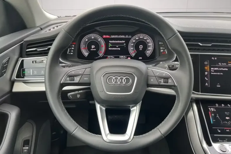 Audi Q8 din 2024 cu 9.950 km - oferta AUD121422 - foto 12