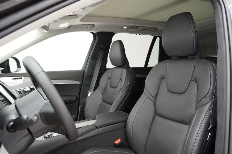 Volvo XC90 din 2024 cu 14.007 km - oferta VOL121425 - foto 9